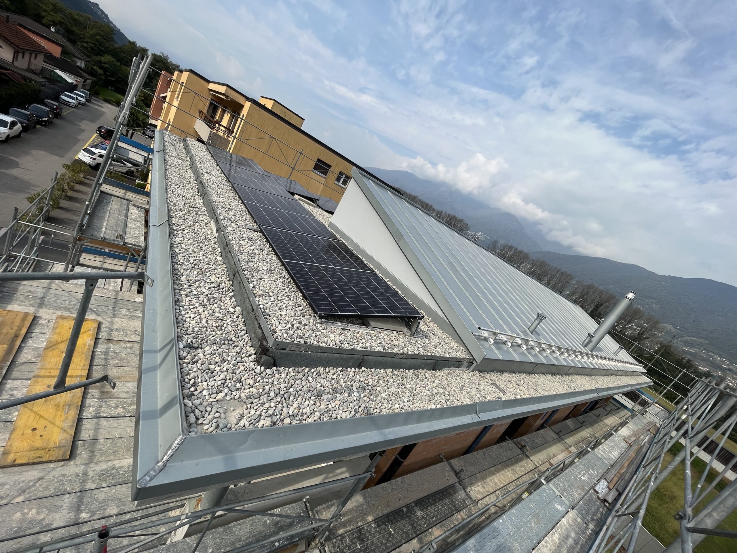Coperture metalliche Ticino – CM Domenighetti Sagl