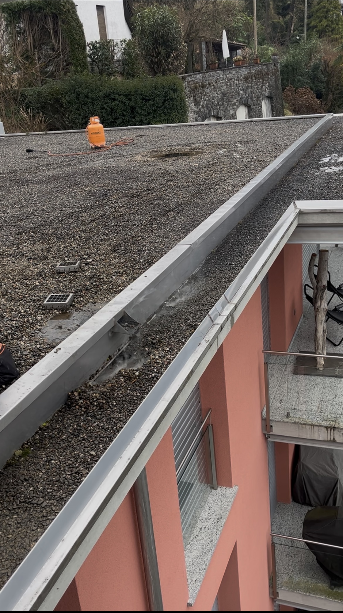 Ricerca infiltrazioni tetti piani Ticino – CM Domenighetti